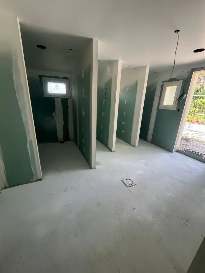 Cabinet construction